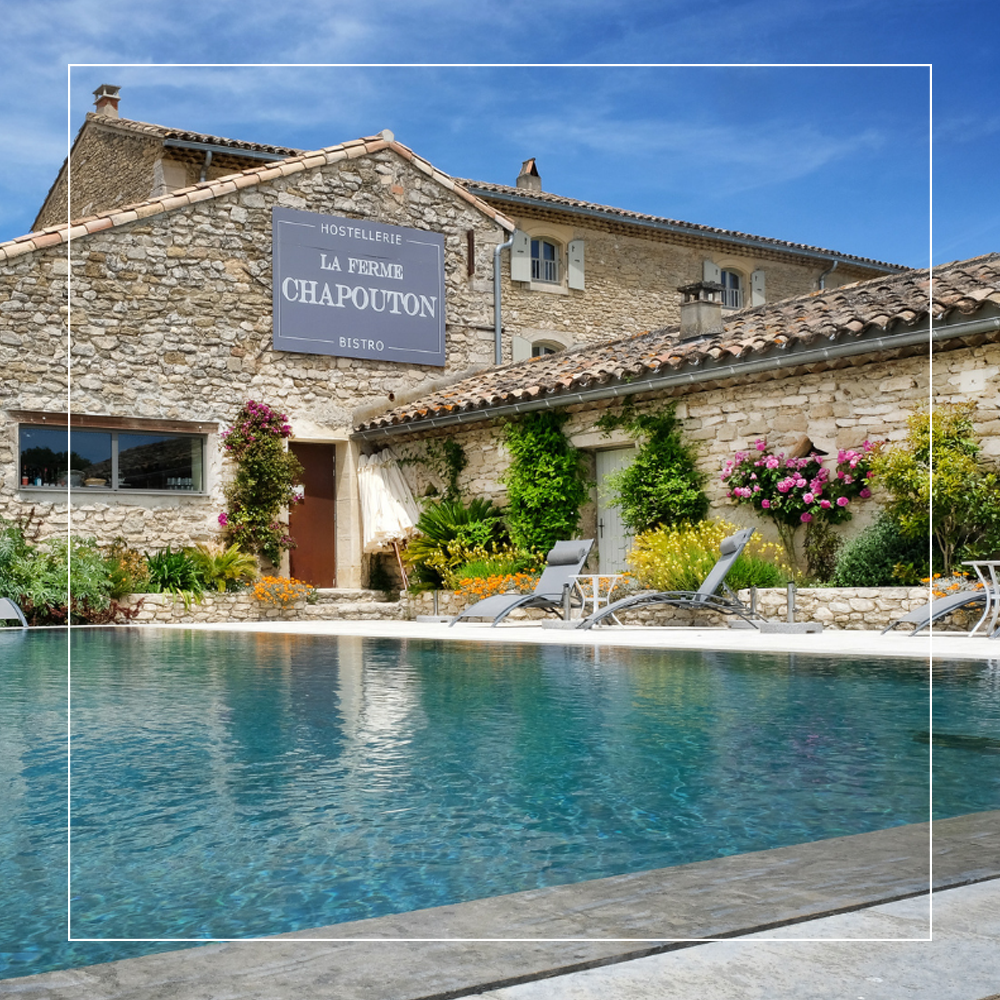 La piscine chauffée de la Ferme Chapouton séjour bien être
