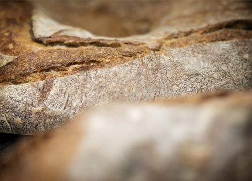 Incontournable, les marchés de Provence regorgent de produits à déguster